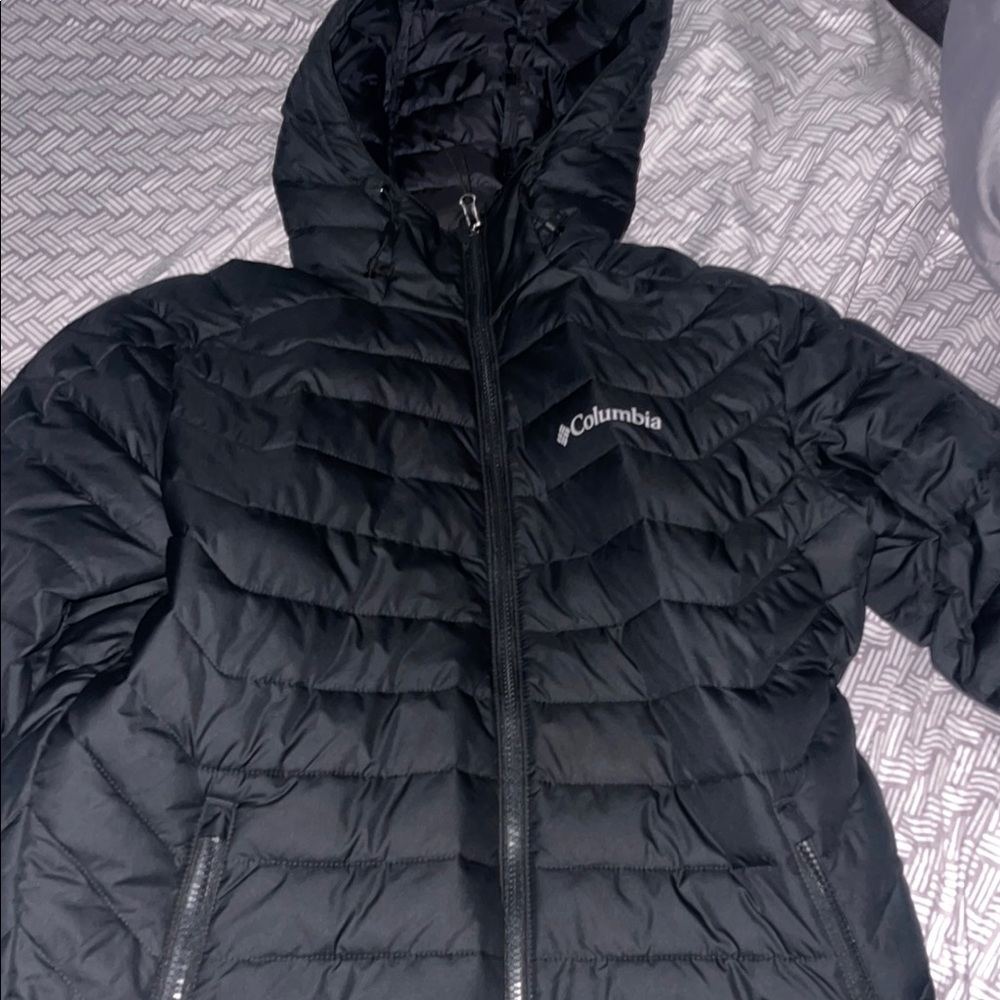 Columbia Black Quilted Puffer Jacket with Hood